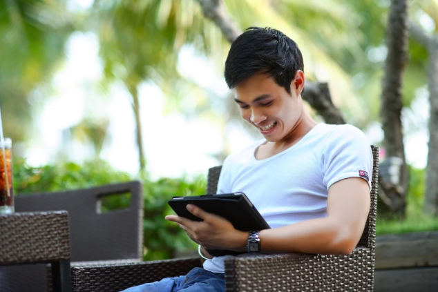 man using ipad
